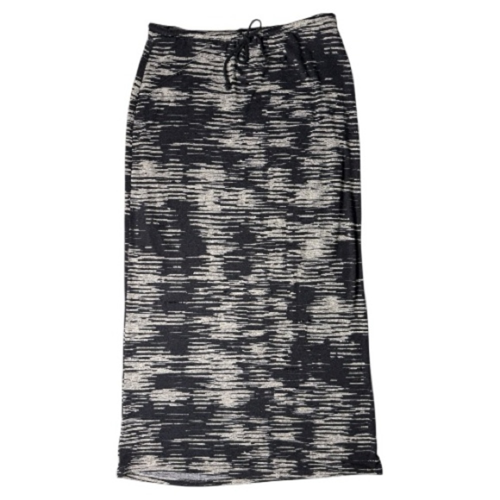 Bobeau Black and Cream Soft Stretchy Lightweight Knit Maxi Skirt
